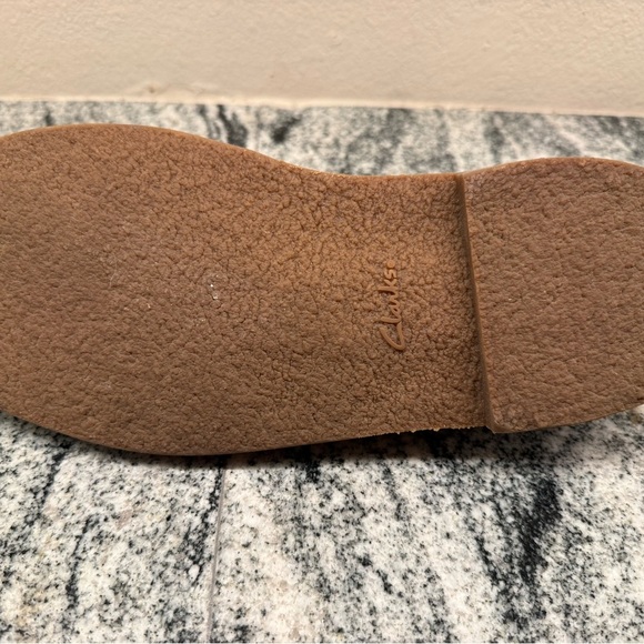 Clarks Men's Chukka Boots - Warm Brown - Picture 7 of 11